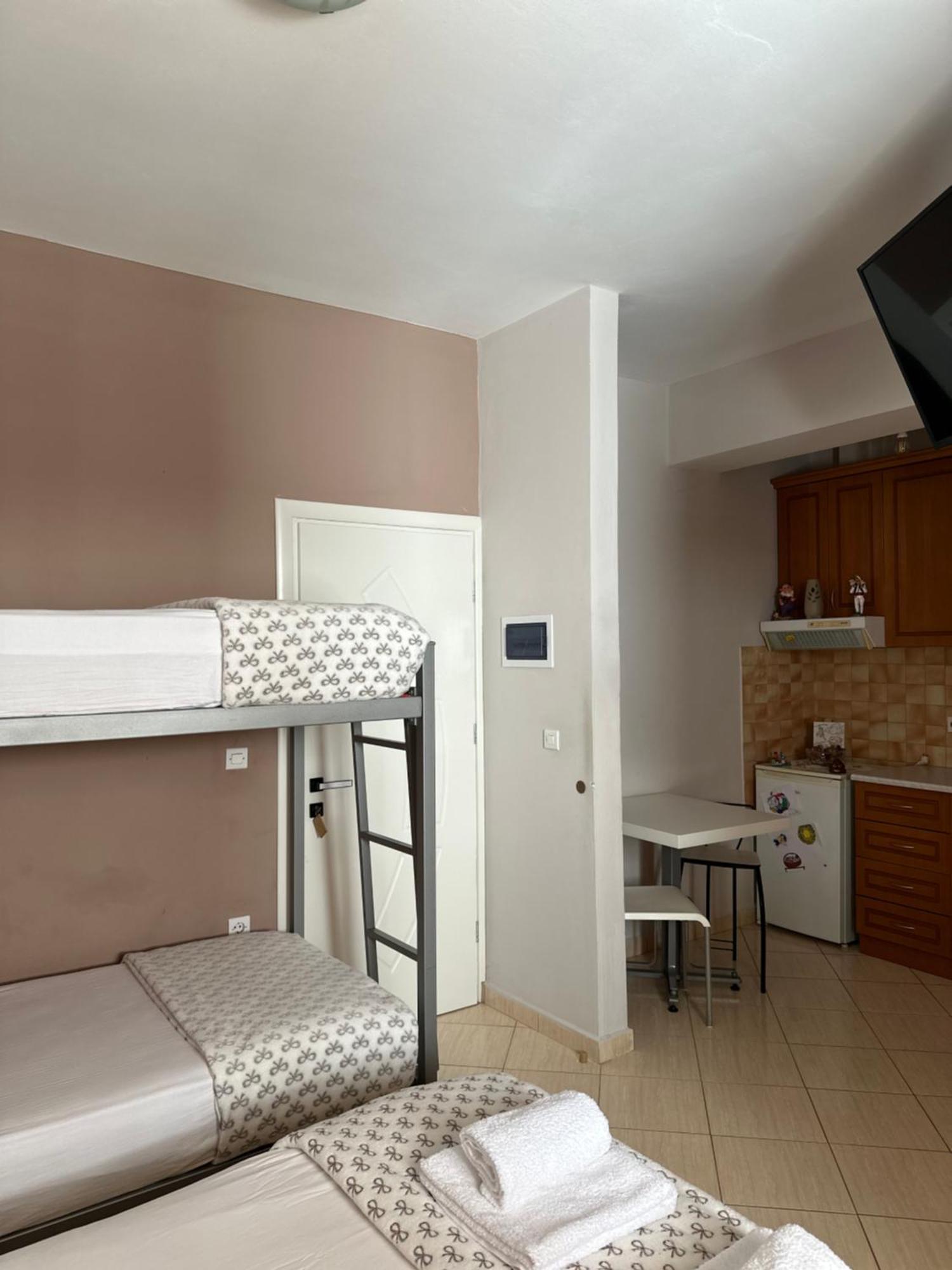 Vila Lemon Tree Sarandë Exteriör bild
